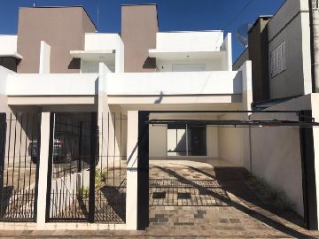 Sobrado 03 Dormit�rios 01 Su�te - Bairro Universit�rio - LajeadoRS