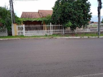 CASA 03 DORMIT�RIOS 01 SU�TE, PISCINA - BOM PASTOR