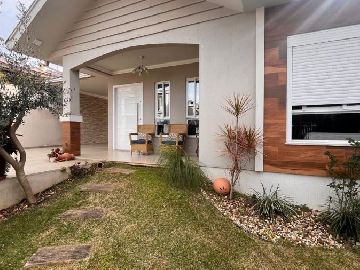 Casa 3 dormit�rios sendo 2 su�tes - Campestre em Lajeado-RS