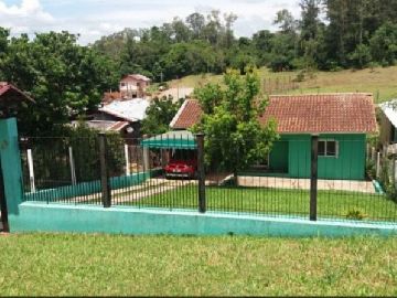 Casa 02 Dormit�rios - Bairro S�o Bento - Lajeado-RS