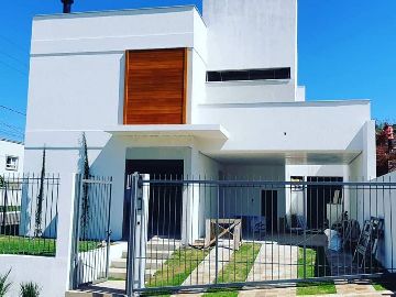 CASA 03 DORMIT�RIOS 01 SU�TE - BAIRRO UNIVERSIT�RIO - LAJEADO-RS