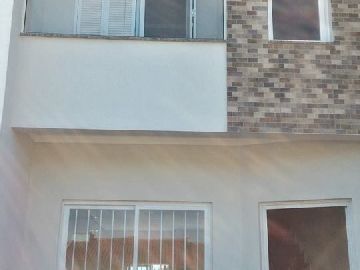 Sobrado 2 dormit�rios - Venda em Lajeado-RS - Bairro Campestre