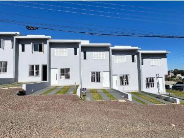 Sobrado 2 dormit�rios - Bairro Olarias em Lajeado-RS