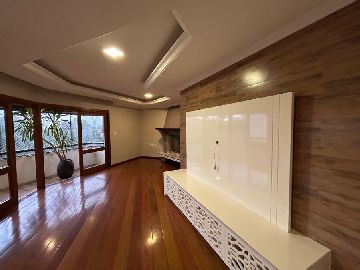 Apartamento semimobiliado, 3 dormit�rios sendo 1 su�te + depend�ncia - Florestal em Lajeado/RS