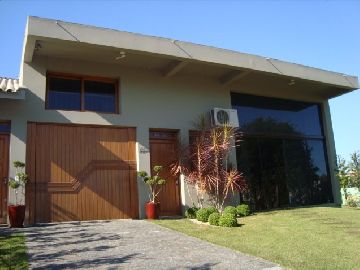 Casa 02 Dormit�rios - Venda em Lajeado-RS Bairro Carneiros