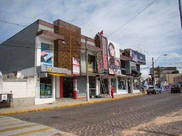 Loja T�rrea c/ Mezanino - Centro Lajeado