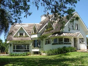 Casa Alto Padr�o 4 dormit�rios com piscina - Alto do Parque em Lajeado-RS