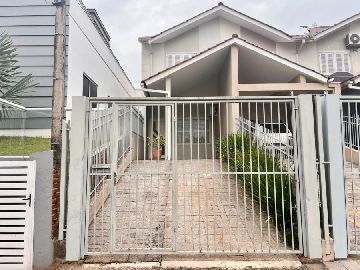 Sobrado 2 dormit�rios Bairro Universit�rio SEMIMOBILIADO Lajeado-RS 