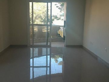 Lindo apartamento 02 Dormit�rios c/ su�te