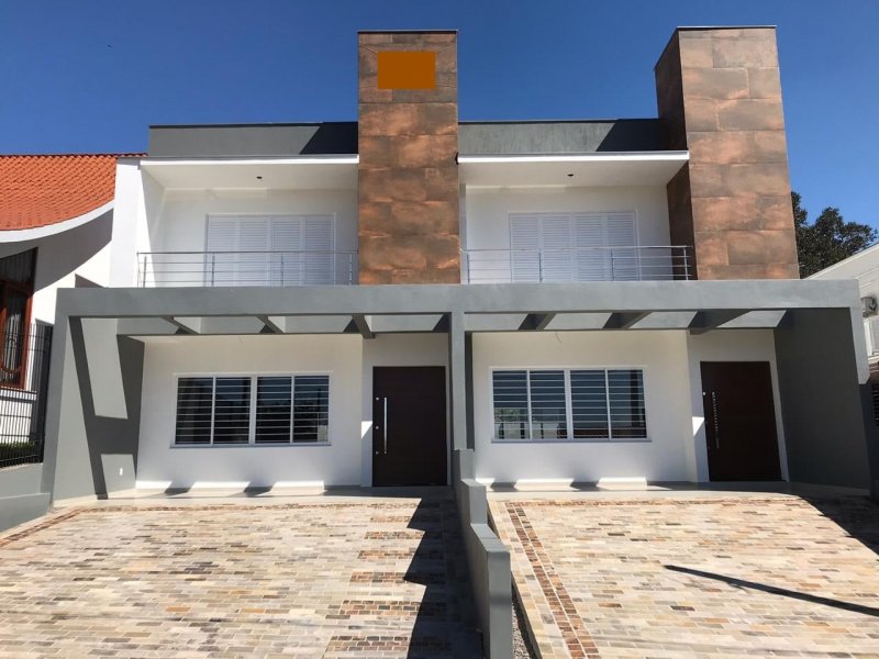 Sobrado - Venda - Universitário - Lajeado - RS