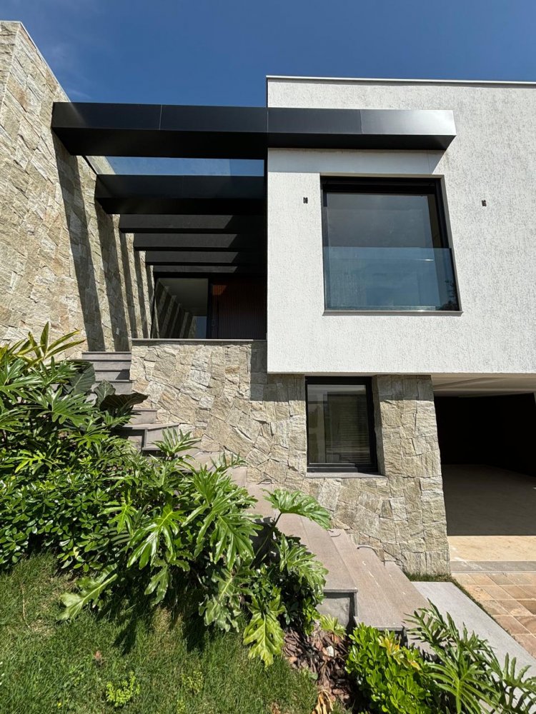Casa Alto Padrão - Venda - Carneiros - Lajeado - RS