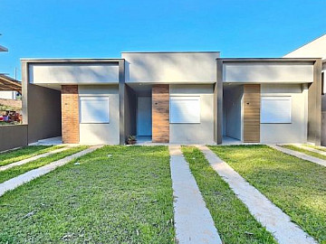 Casa 2 dormit�rios com p� direito alto