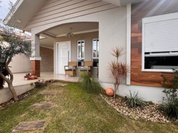 Casa 3 dormit�rios com su�te