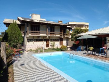 Casa Alto Padr�o - 04 Dormit�rios